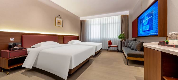 朗欧君庭酒店(土默特右旗人民政府火车站店)图片