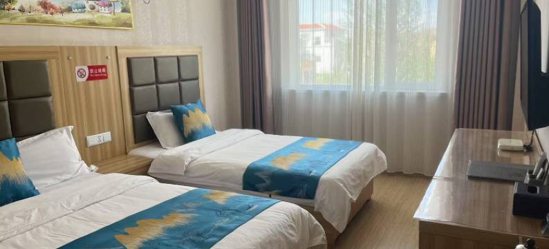 张掖七彩丹霞山居小住酒店图片