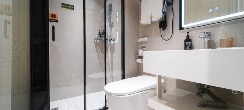 天华酒店(上海人民广场长征医院店)图片