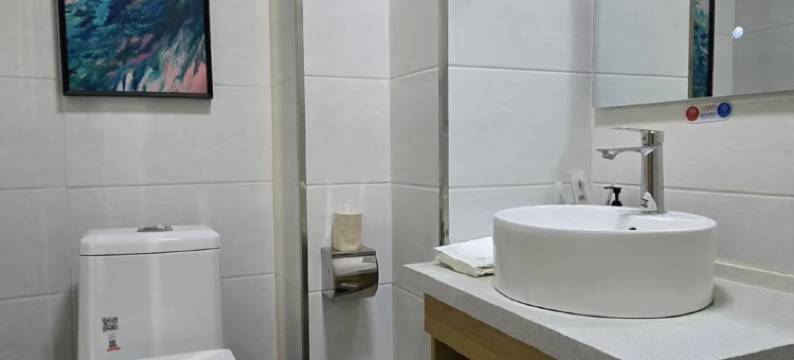 锐思特酒店(通辽民族大学店)图片