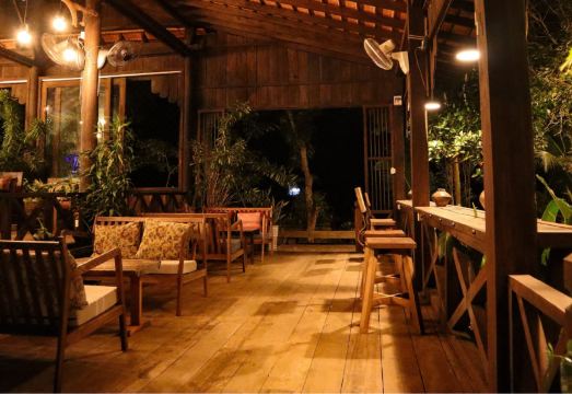 Villa Romduol Hotel Overview