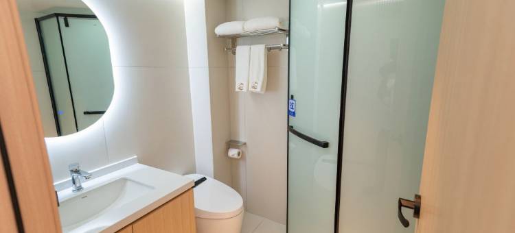 東云阁酒店(自贡彩灯公园梵华1939店)图片