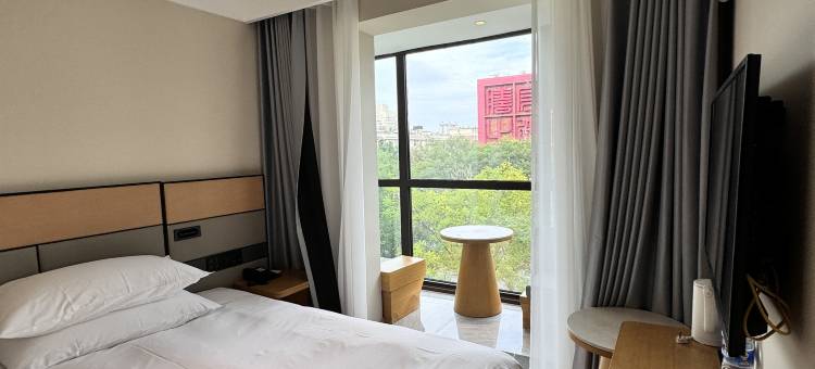 如家UP华驿精选酒店(北京北站西直门地铁站店)图片