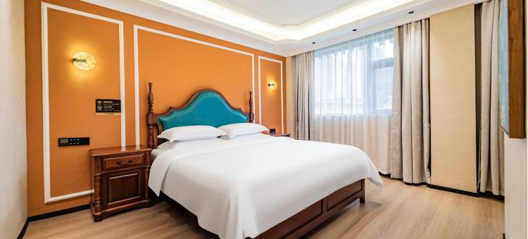 朗悦江畔酒店(广元高铁站图腾广场店)图片