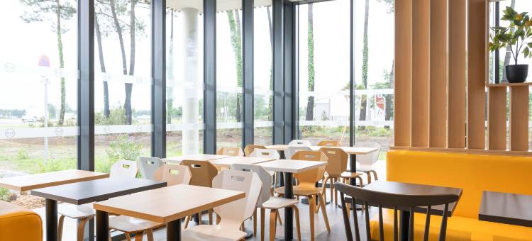 圣杰尔德马雷讷奥瑟戈尔 B&B 酒店(B&B Hotel Saint-Geours-De-Maremne Hossegor)图片