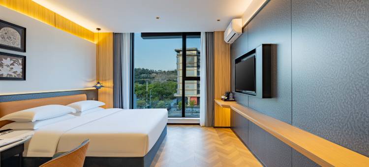 宁波观致M酒店(富邦广场长江路地铁站店)图片