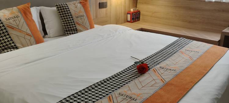 致馨栀子花开酒店(松滋万达广场店)图片