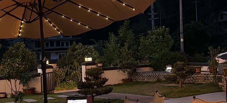 天柱山聚贤客栈图片