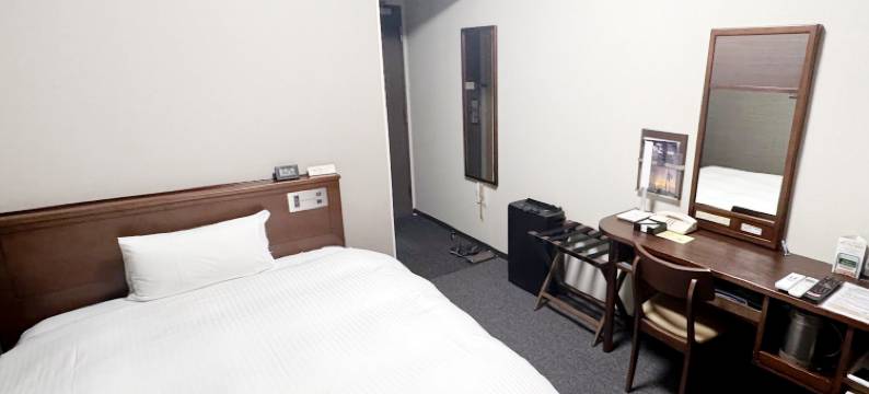 露樱酒店谏早交流道店(HOTEL ROUTE-INN  ISAHAYA INTER)图片