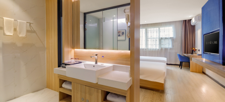 H水晶酒店(西安钟鼓楼五路口地铁站店)图片