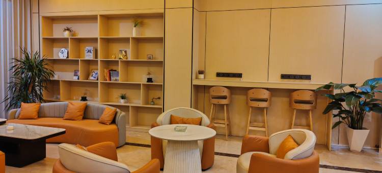 阳春炜富商务酒店图片