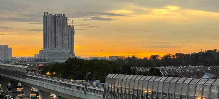 2BR Equine 6 Pax | Wifi+ Netflix | UPM |KLIA | MRT图片