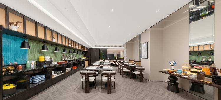 忽岚间·序酒店(广州天河体育中心林和西地铁站店)图片