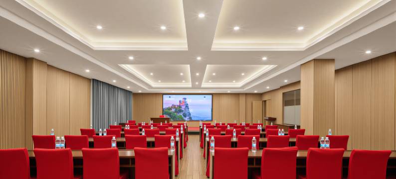 郴州高职院大酒店图片