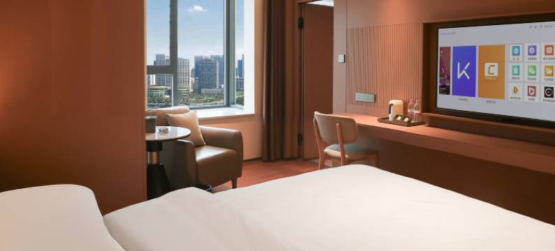 鸿尚酒店(潢川西亚和悦广场店)图片