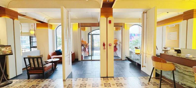 仟慕古堡花园酒店图片