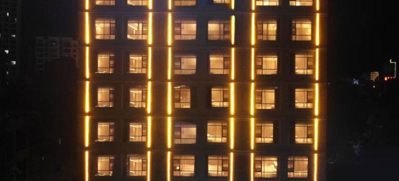 柏曼酒店(儋州那大夏日广场店)图片