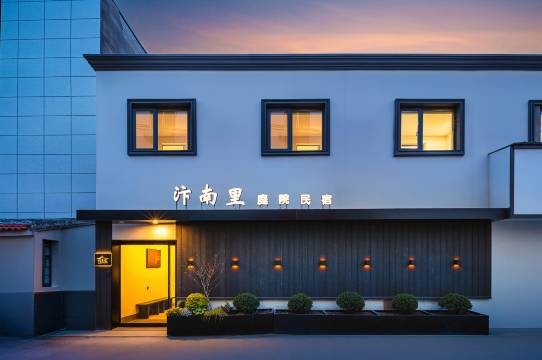 汴南里庭院民宿(开封清明上河园鼓楼广场店)图片