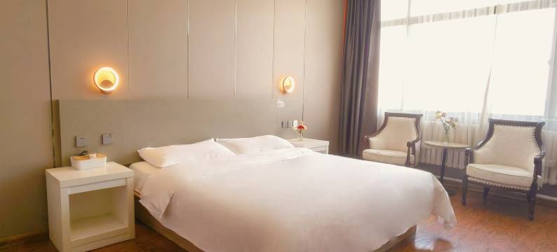 都市118精选酒店(青岛城阳富达国际汽贸城店)图片