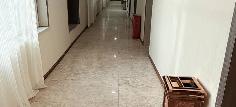 达日大酒店图片