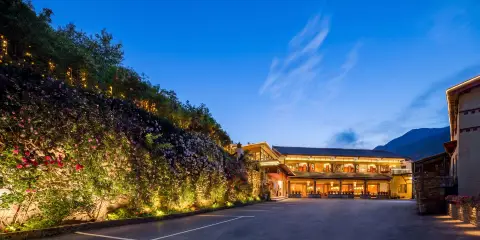 九寨溝即見南山民宿