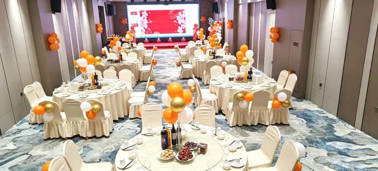 乐途云酒店(昌吉学院店)图片