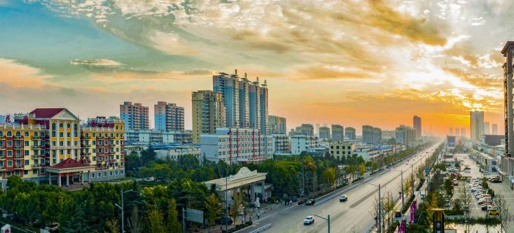 裕隆花园酒店(镇平万德隆广场店)图片