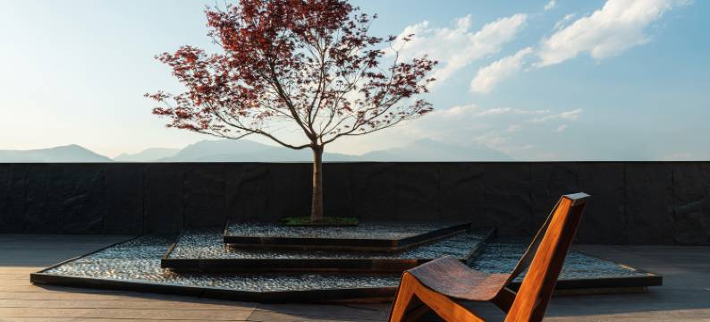 纳主·空中庭院设计师雪山观景民宿(丽江城日照金山店)图片