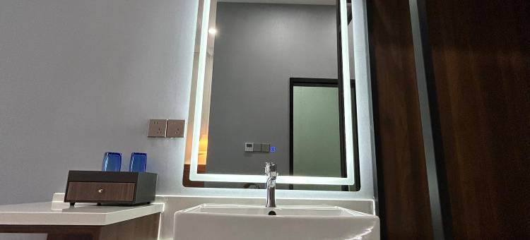 悦漫酒店(济南CBD华润置地广场店)图片