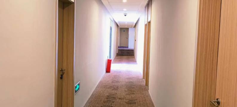 如家UP华驿精选酒店(上海国家会展中心临洮路地铁站店)图片