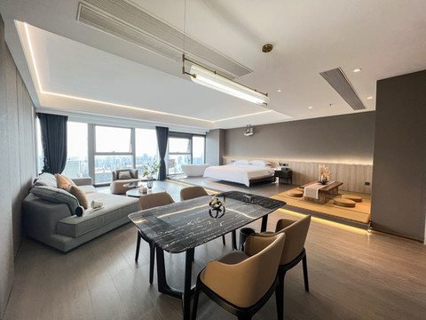 心悦高空酒店(金融城演艺中心环球中心店)