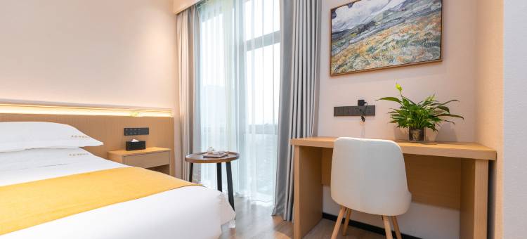 禾合智能酒店(新城宝龙广场店)图片