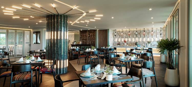 普吉岛奈汉海滩温德姆至尊酒店(Wyndham Grand Nai Harn Beach Phuket)图片
