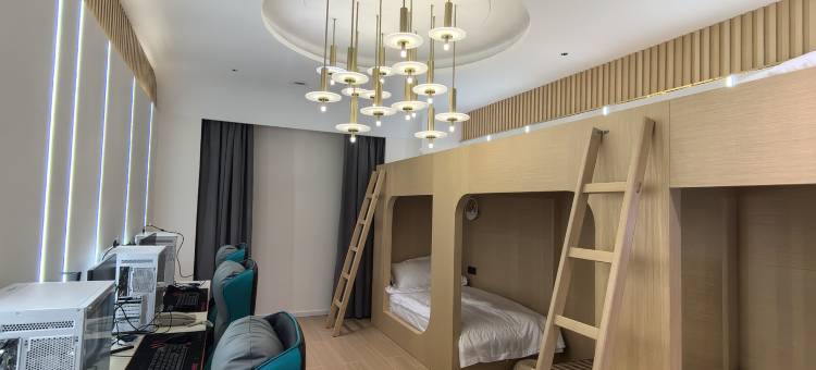 酉阳未来电竞酒店(龙潭古镇店)图片