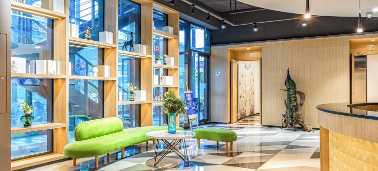 宜必思尚品酒店(昆明南屏步行街店)图片