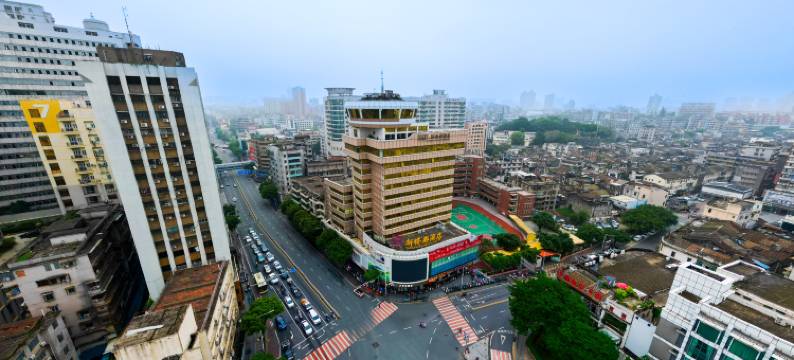 新侨都酒店(江门三十三墟街地王广场店)图片