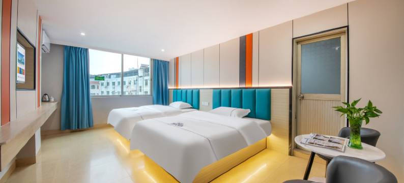 和平同发宾馆(宏昌东方商场西郊车站店)图片