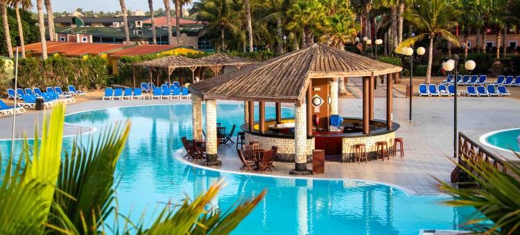 欧伊维拉杜法罗尔度假村(VOI Vila do Farol Resort)图片