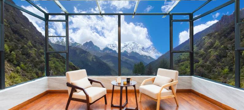 卓玛石头温泉民宿图片