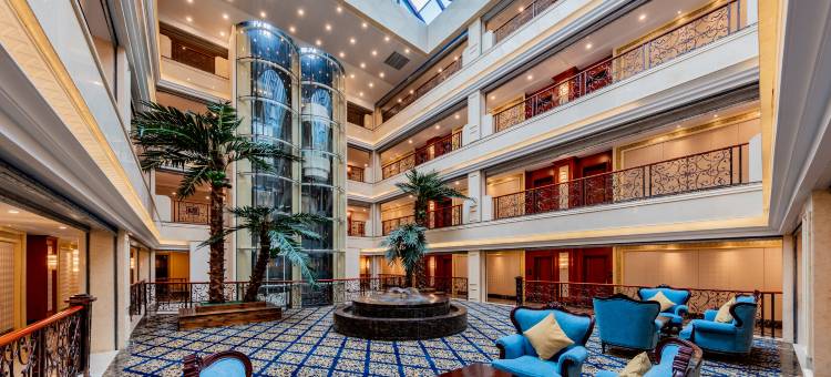 阿尔万豪大酒店(阿尔山火车站店)图片