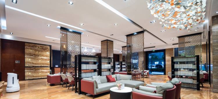 武汉光谷广场杨家湾地铁站怡程酒店图片