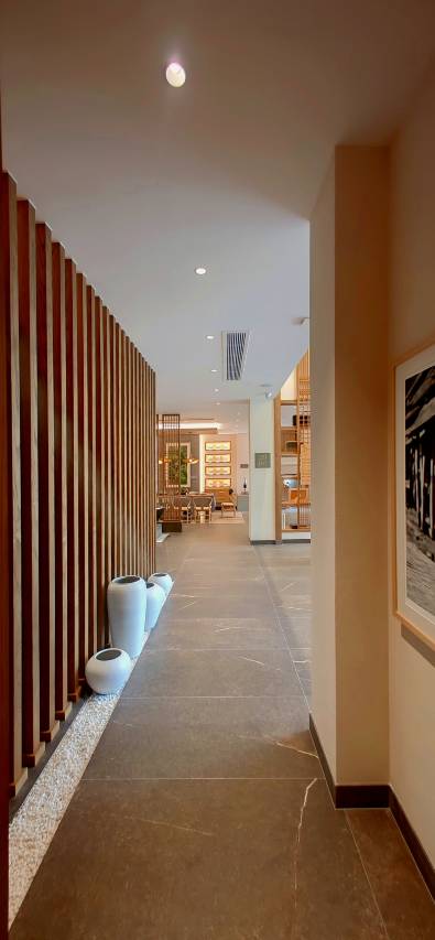 西双版纳景洪萨度•澜湄听涛度假酒店(曼听御花园泼水广场店)图片