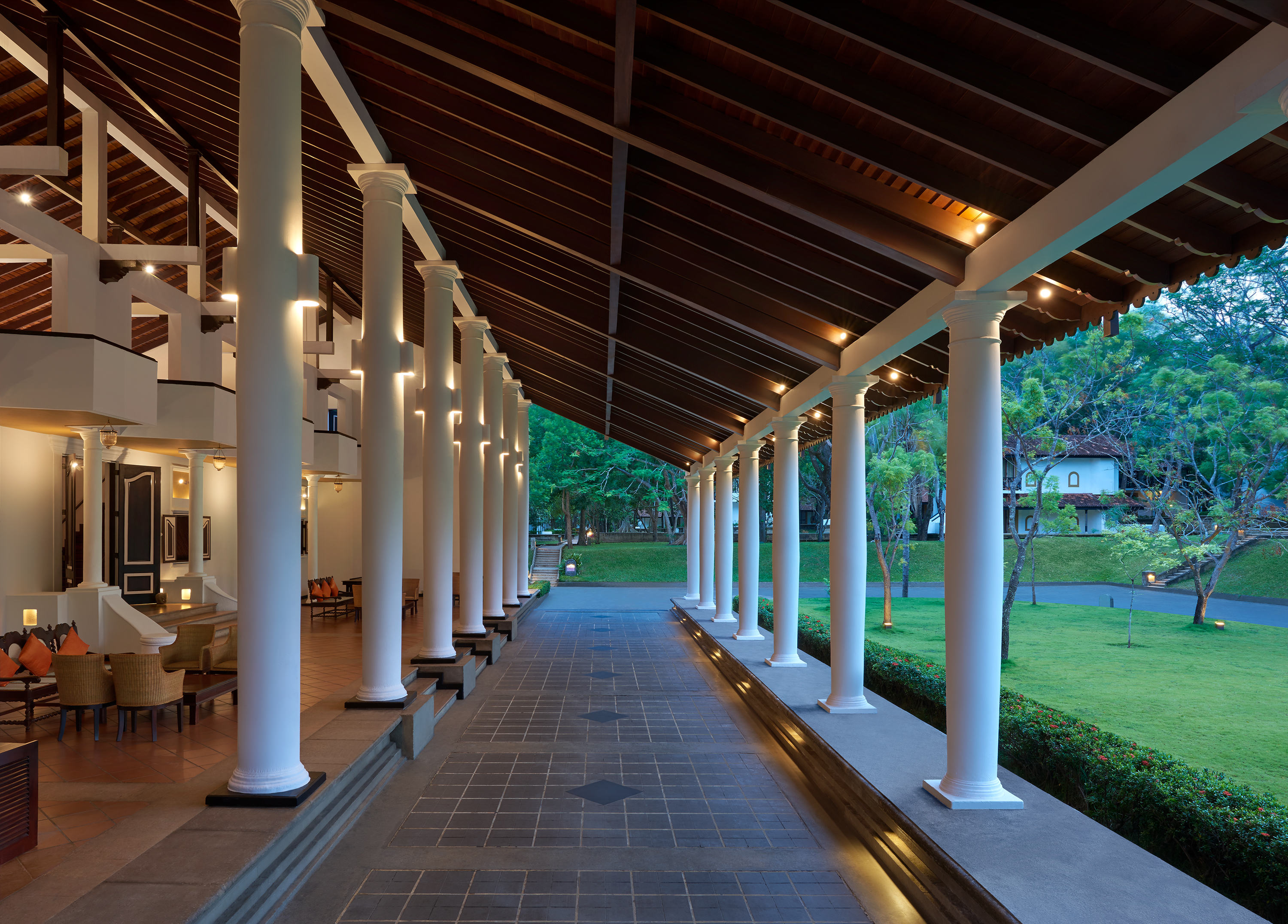 Cinnamon Lodge Habarana Over view