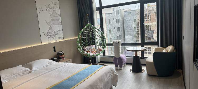 化州雅朵酒店图片