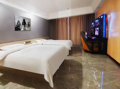 竞放电竞酒店(南昌进贤火车站店)