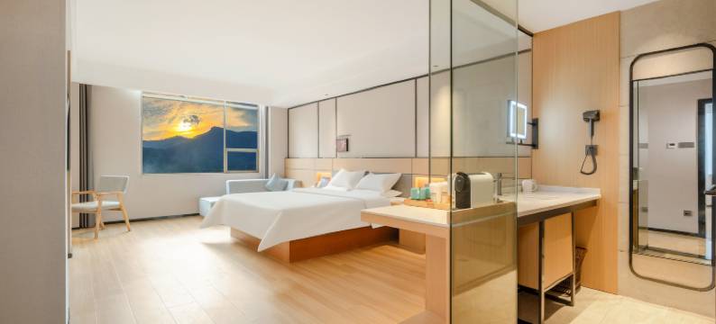 三叶草假日酒店(桂平西山广场店)图片