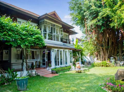 苏梅岛班扬豪斯住宿加早餐旅馆(限成人)(Banyan House Samui Bed and Breakfast (Adult Only))