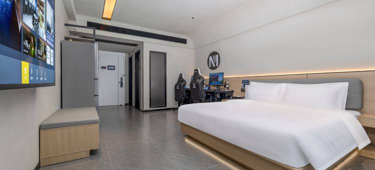 艾特摩高电竞酒店(常州武进万达广场店)图片