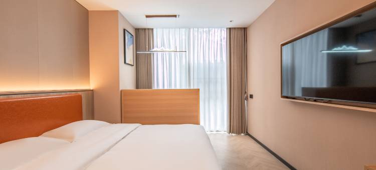 云绯酒店(杭州下沙高沙路地铁站店)图片