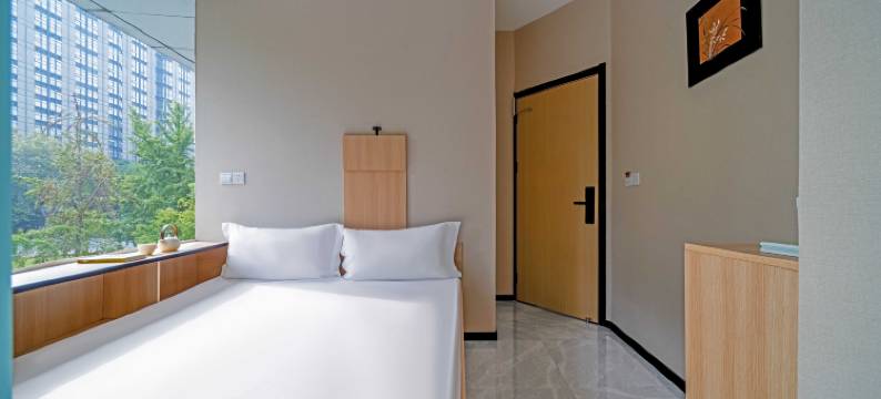 木方程创意酒店(滨江星光大道店)图片